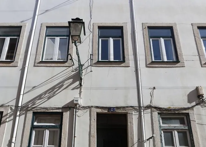 Flh Bairro Alto Nest شقة *